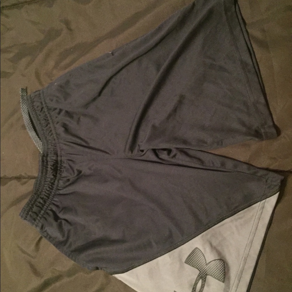 Boys Under Armour Shorts Size Youth Small